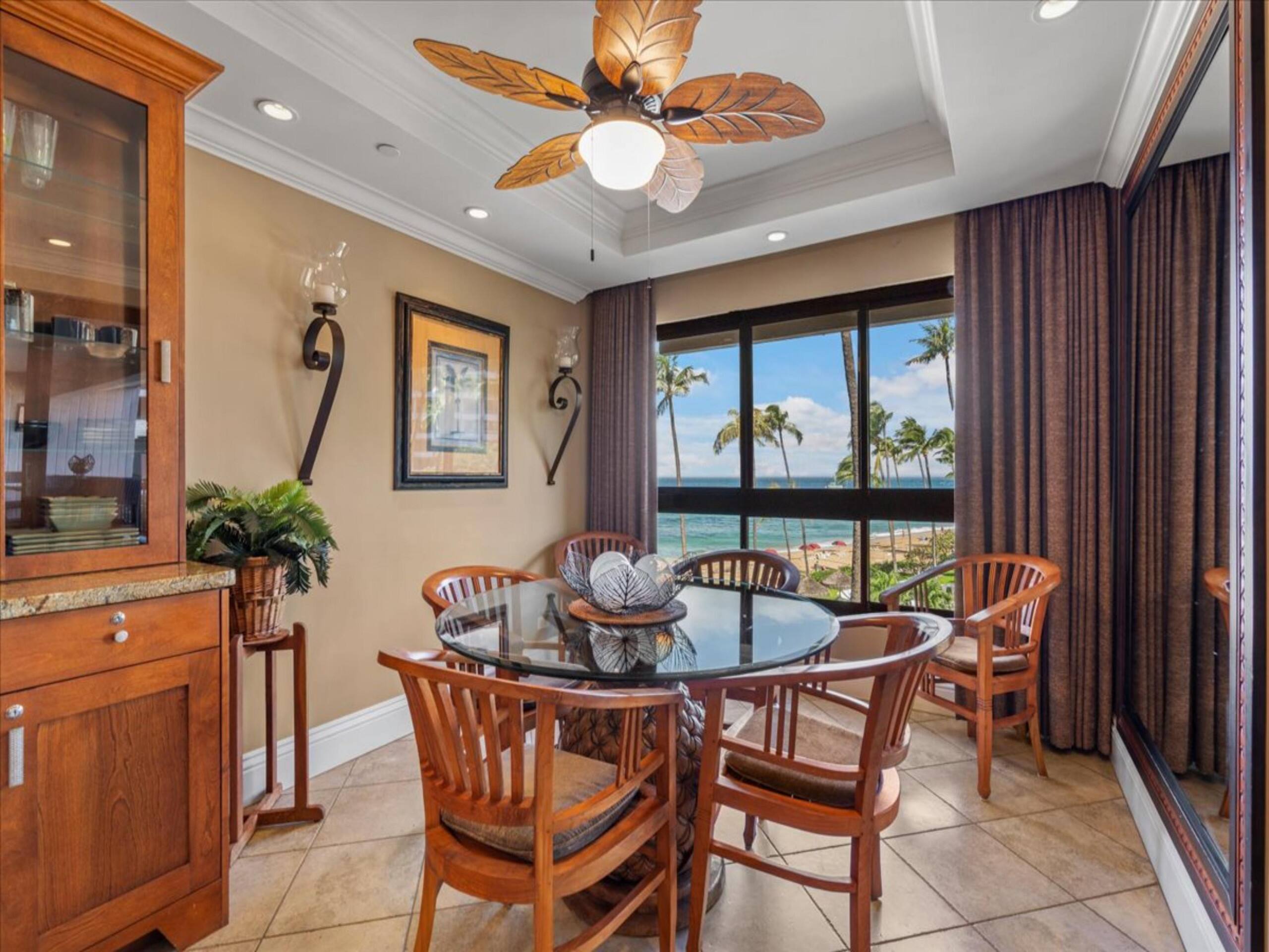 Condo in Kaanapali Beach · ★4.74 · 2 bedrooms · 4 beds · 2 baths - Image 10