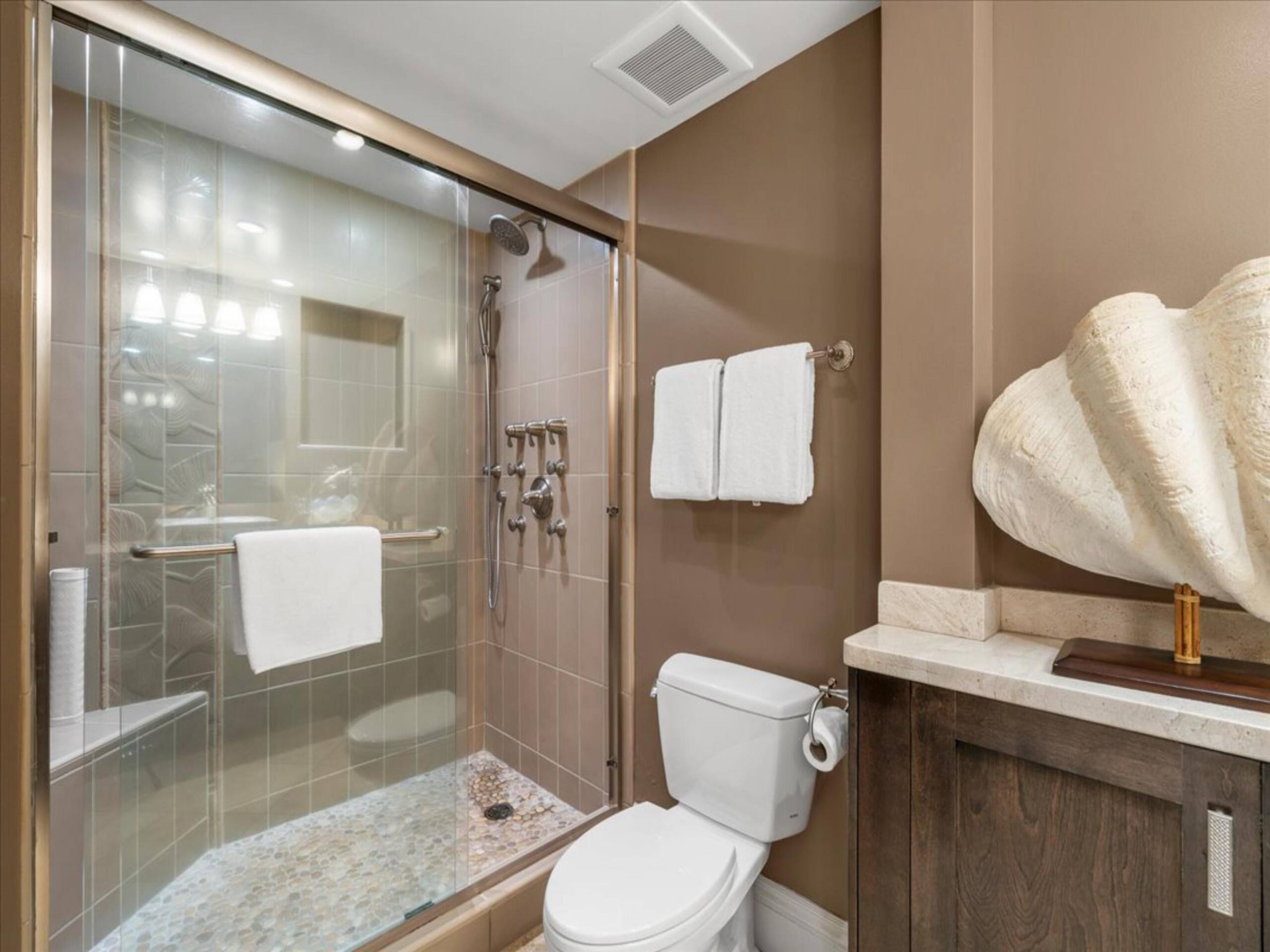 Condo in Kaanapali Beach · ★4.74 · 2 bedrooms · 4 beds · 2 baths - Image 22