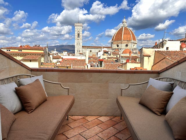 Renascentia penthouse with terrace