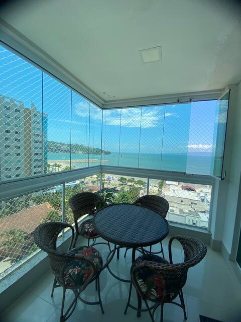 Sea view with hydromassage in Itapema