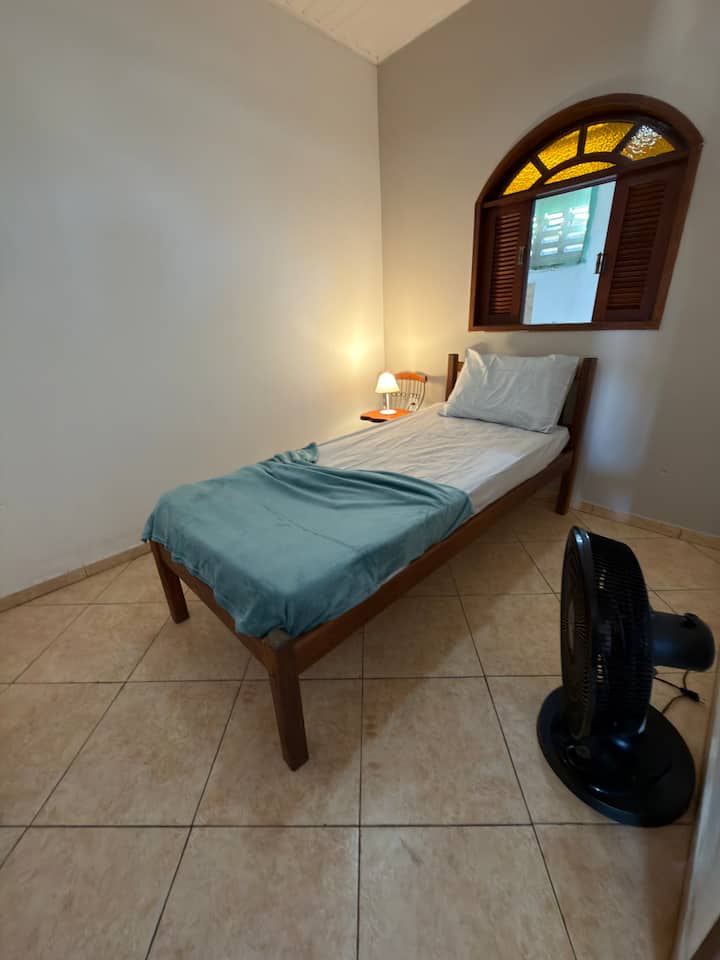 简单实用的空间，专为寻求休息和实用的人而设计。