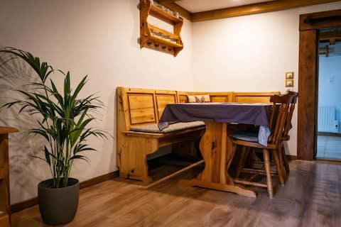 Top performing Airbnb: Chalet Elza apartment 1 in Lauterbrunnen