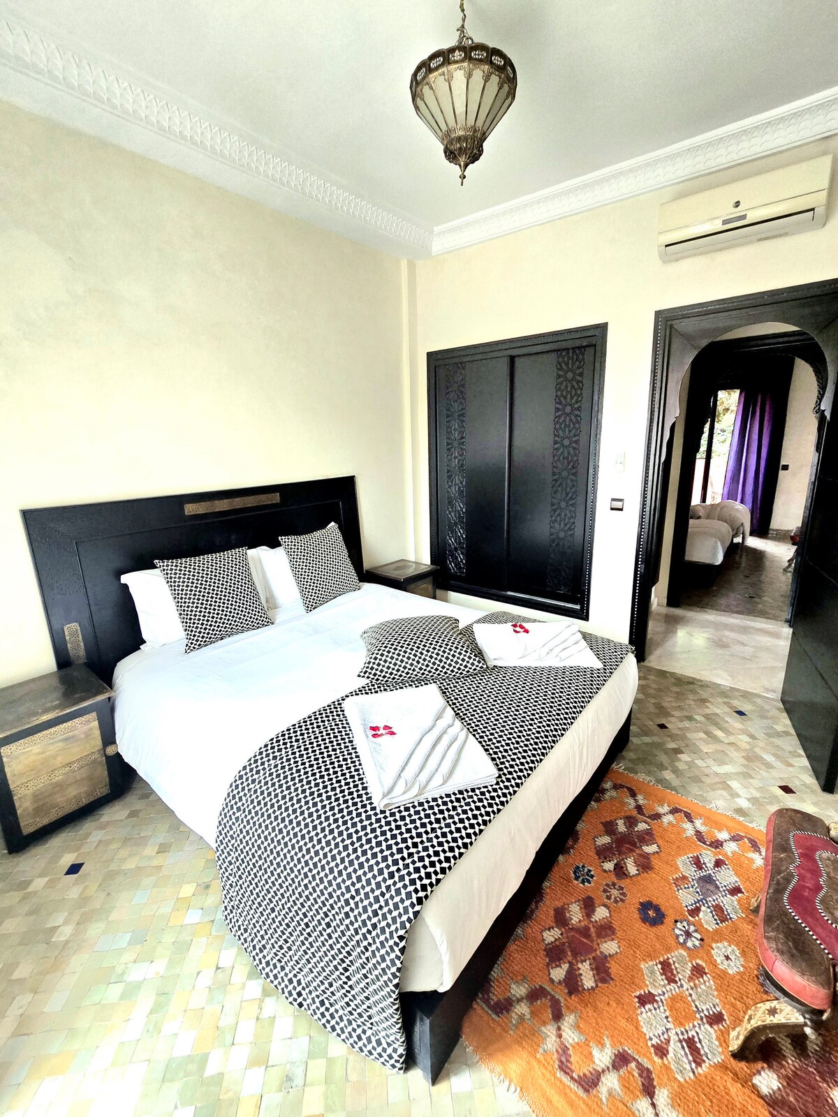 غرفة النوم 2