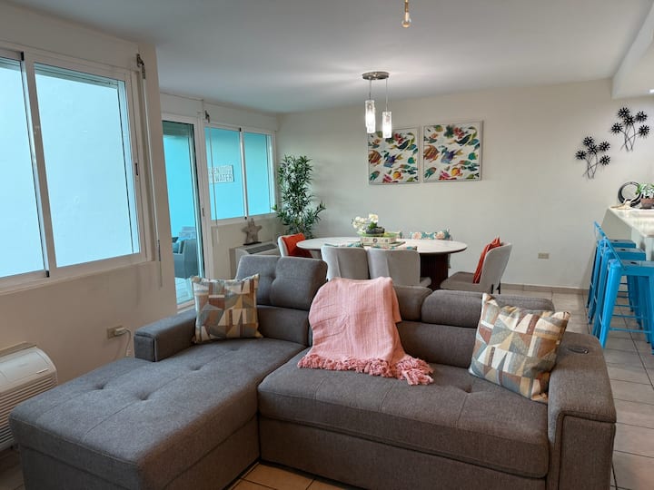 Remodeled 3-bedroom Garden Apartment - Sleeps 7 - Puerto Rico