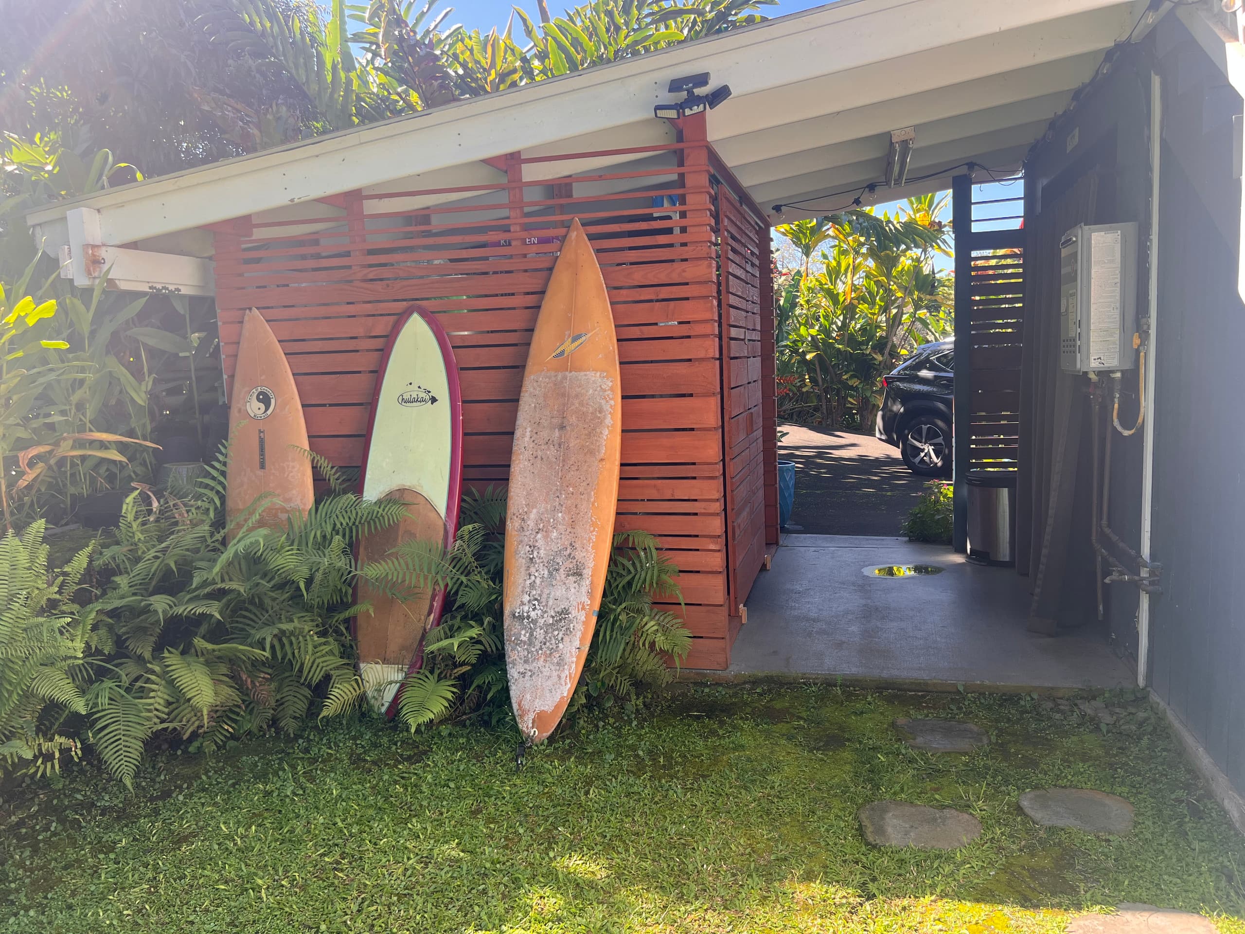 BLUE BLISS: Hip Hideaway w/Hawaiian Gardens - Image 25