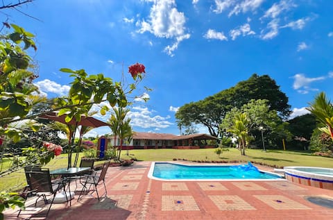 La Puerta del Sol Country House