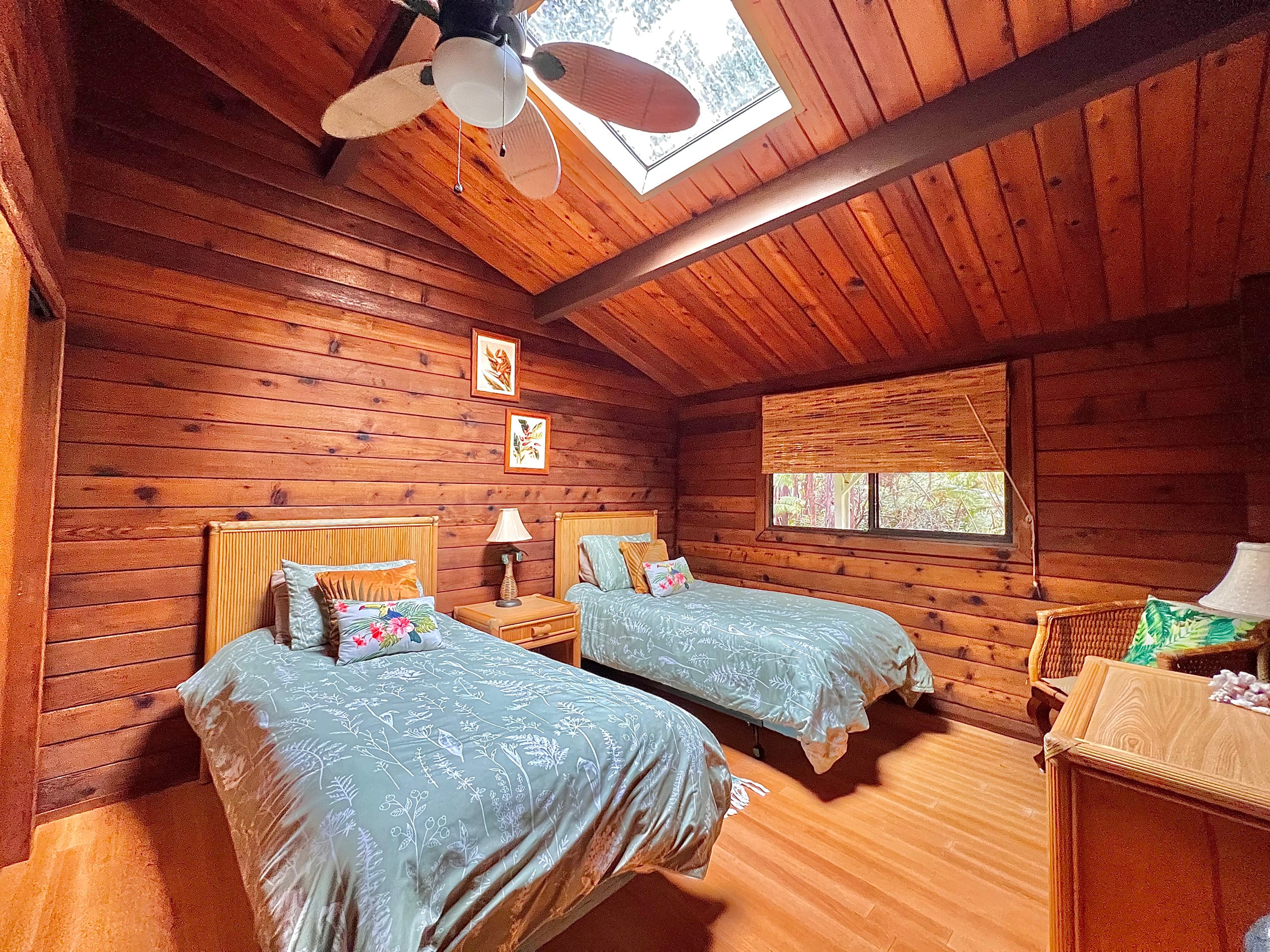 Cabin in Volcano · ★4.84 · 2 bedrooms · 3 beds · 1 bath - Image 7