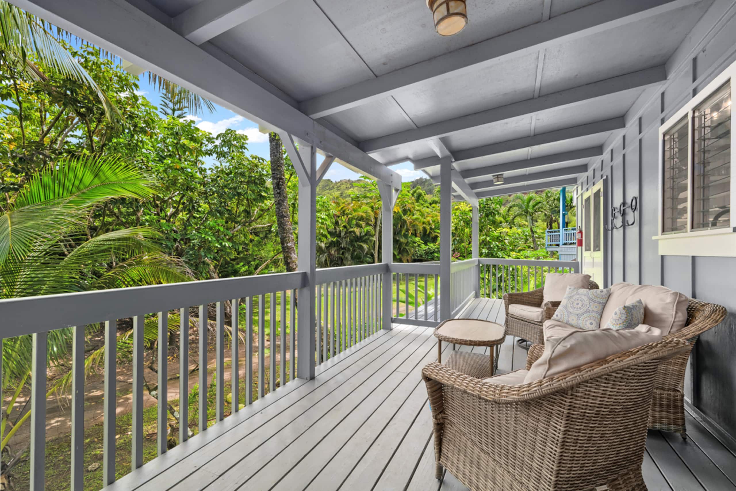 Home in Hanalei · ★4.96 · 2 bedrooms · 2 beds · 2 baths - Image 5