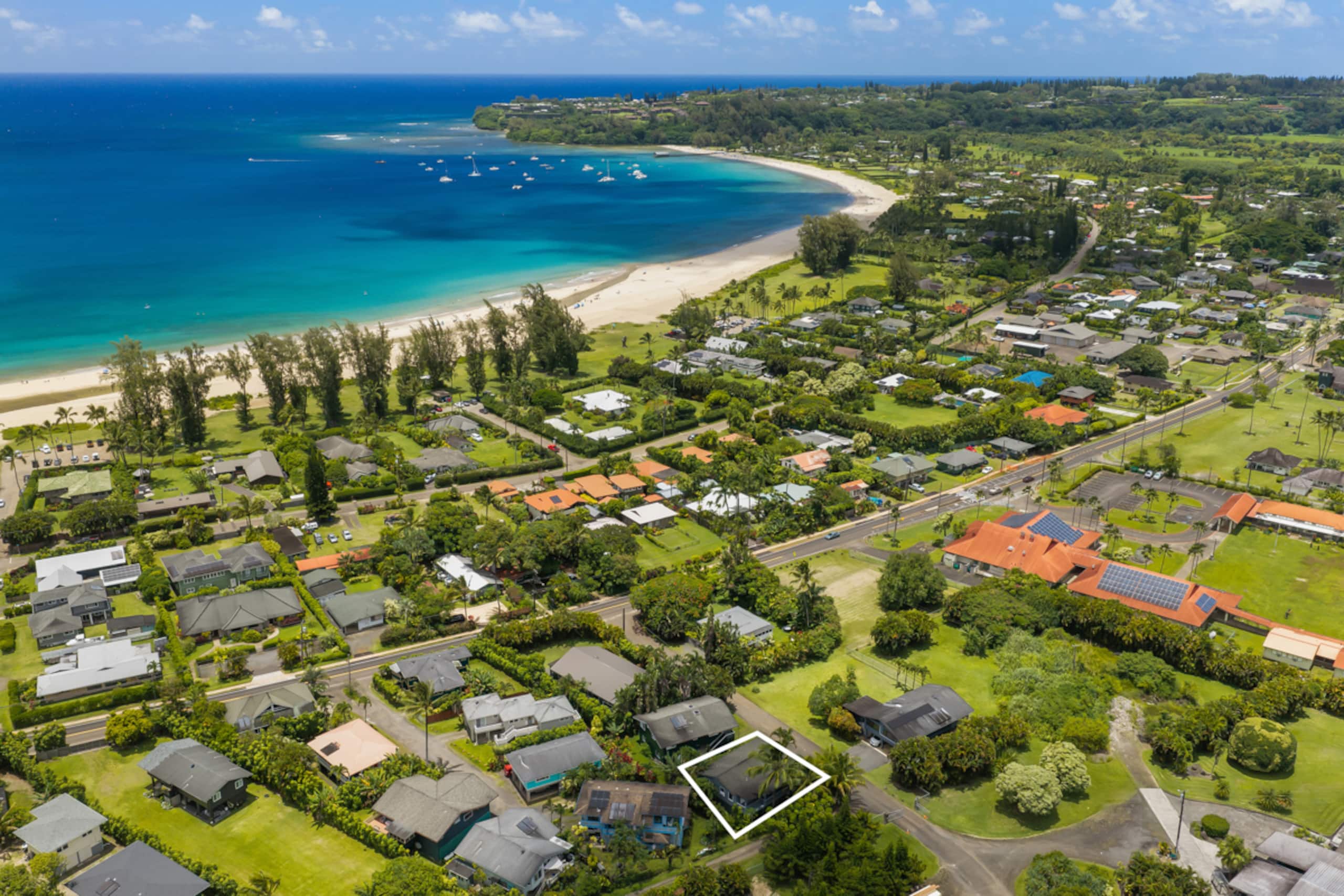 Home in Hanalei · ★4.96 · 2 bedrooms · 2 beds · 2 baths - Image 28