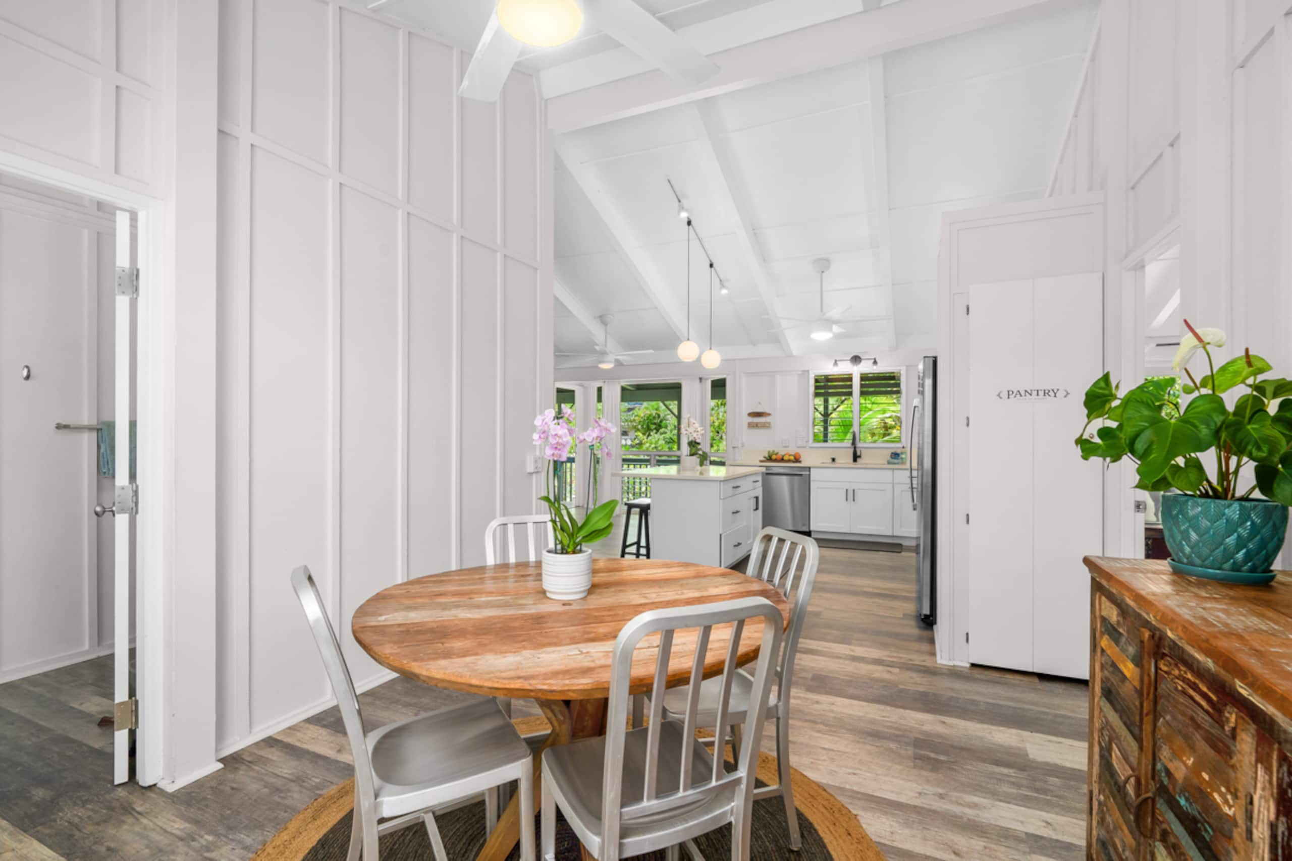 Home in Hanalei · ★4.96 · 2 bedrooms · 2 beds · 2 baths - Image 11