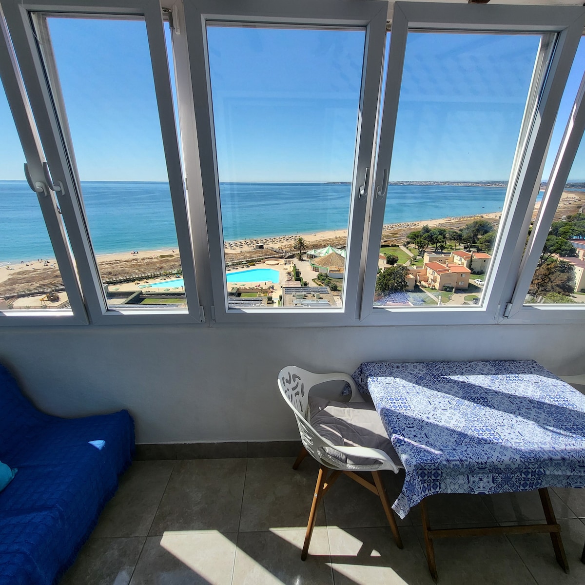 Всекидневна зона