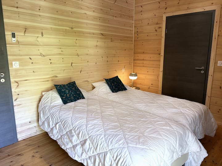 Chambre 4, 2 lits 90x190, à l'étage