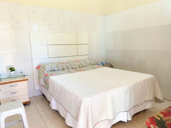 საძინებელი 4