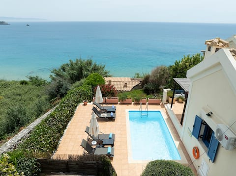 Villa Marco. Sea Front. Private Pool