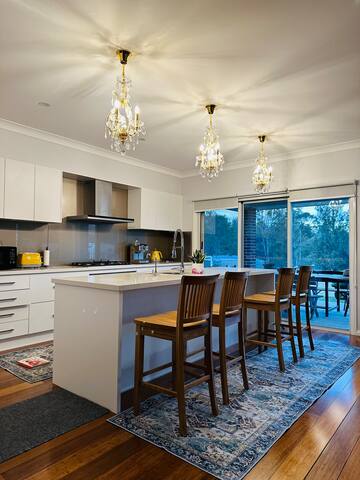 5 bedrooms with mountain views on a 2 acre lot gallery image 4