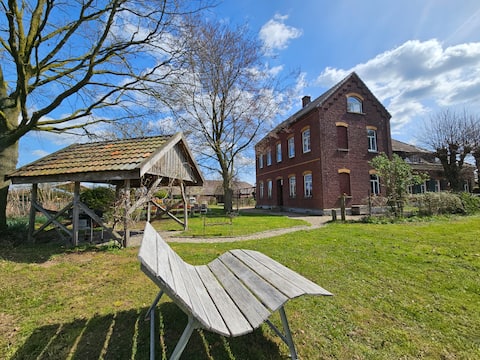 manor at the organic farm: Holidays at Rouenhof