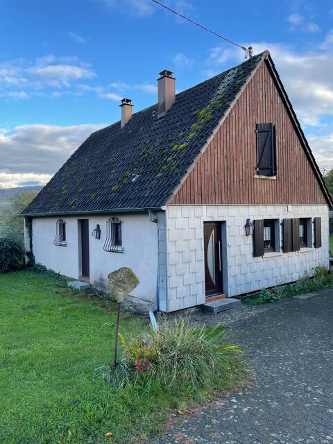 Mattstall, quiet detached house.