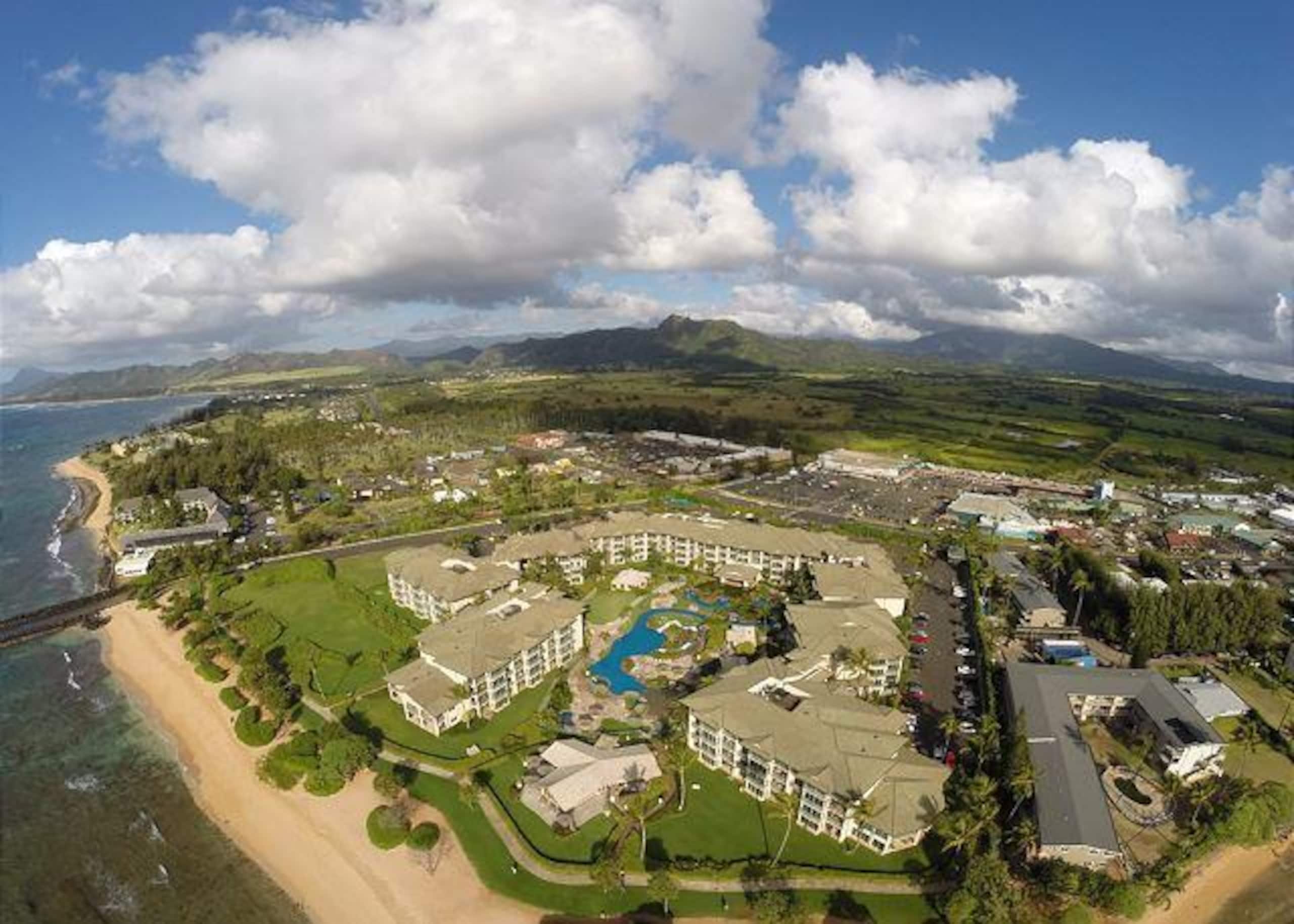 Condo in Kapaa · ★4.96 · 2 bedrooms · 3 beds · 3 baths - Image 34