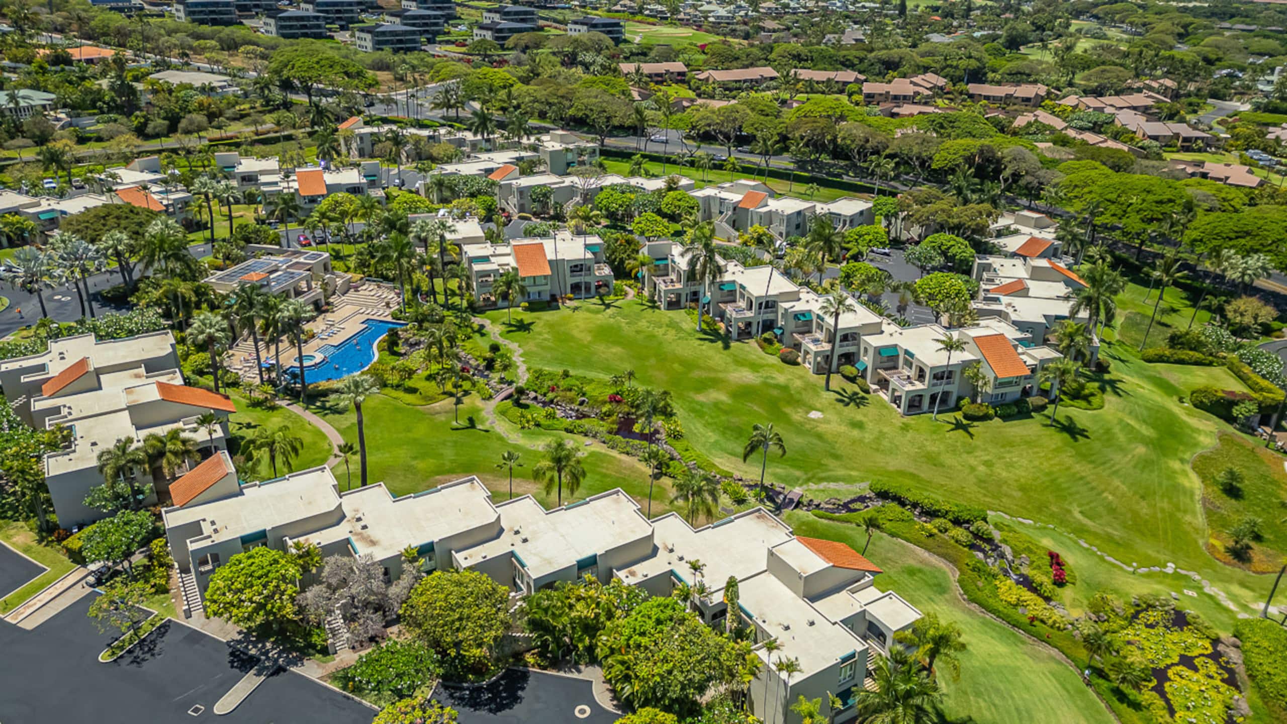 Townhouse in Kihei · ★4.97 · 2 bedrooms · 3 beds · 2 baths - Image 4