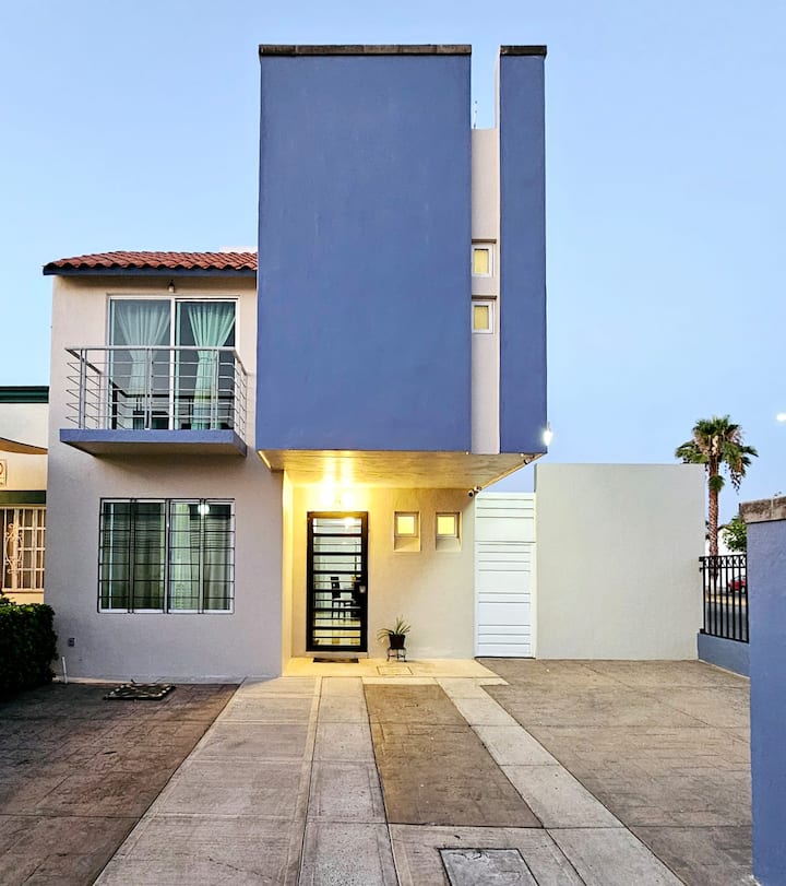 Spacious house near industrial areas with A/C