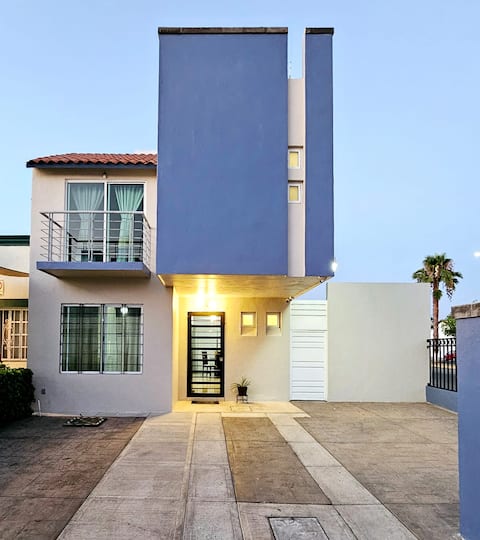 Spacious house near industrial areas with A/C