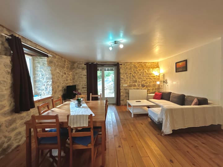 Gîte Familial & Piscine Au Domaine La Vieille - Lamastre