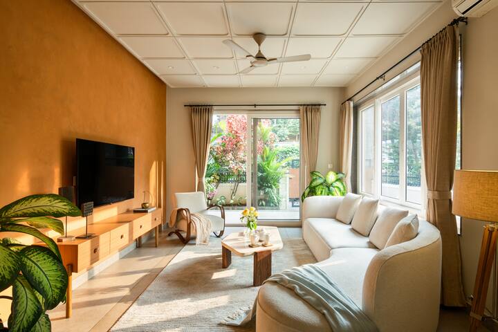 Living room image 1