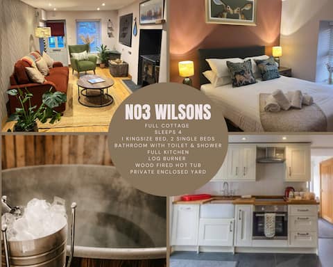 No3 Wilsons cottage with Woodfired Hot Tub Sleeps4