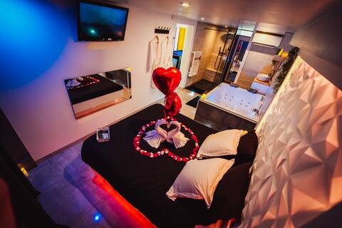 Cocooning studio 40m² 2 private SPA, terrace, BBQ