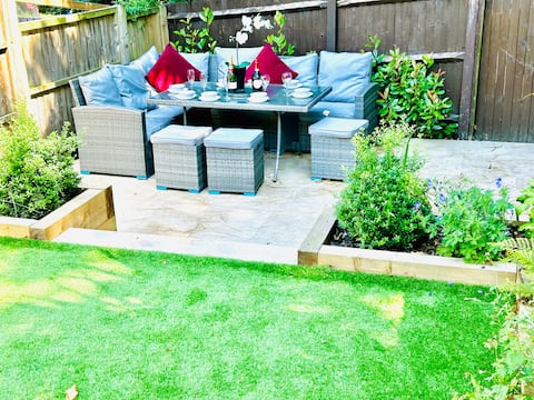 Modern Weybridge Home
