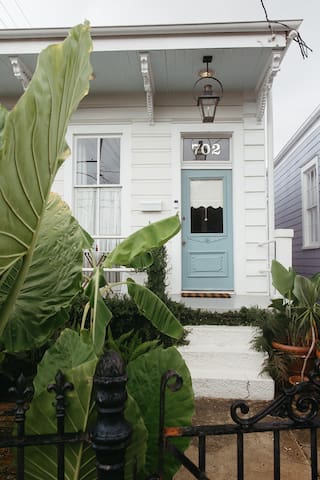 Parlour Nola: Historic Shotgun House