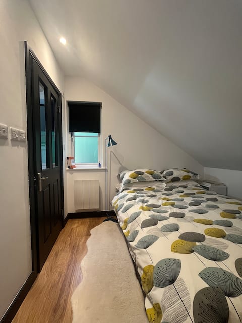 Unique Private Loft Apartment - Southampton.
