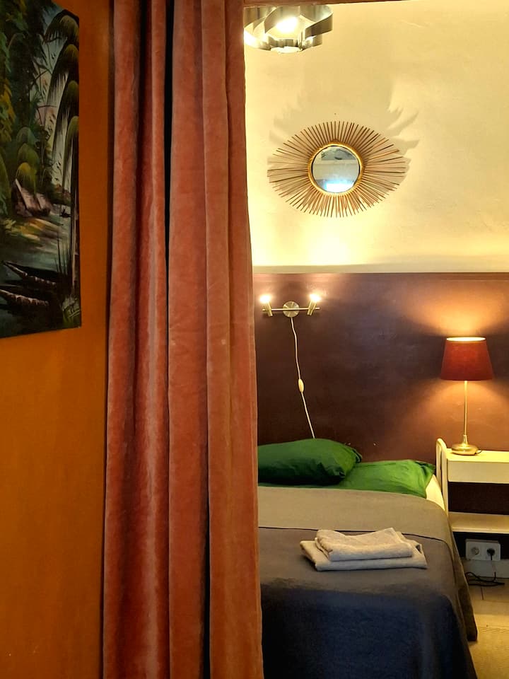 საძინებელი 2