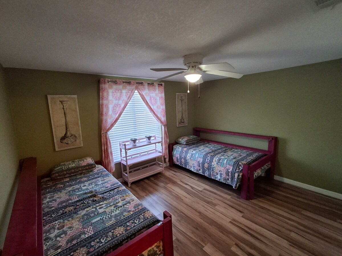 غرفة النوم 2