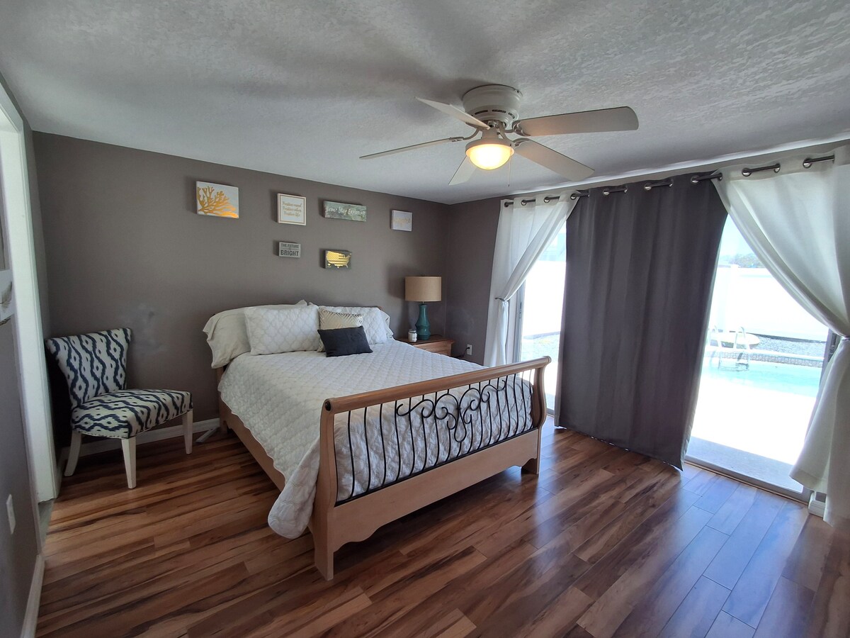 غرفة النوم 1