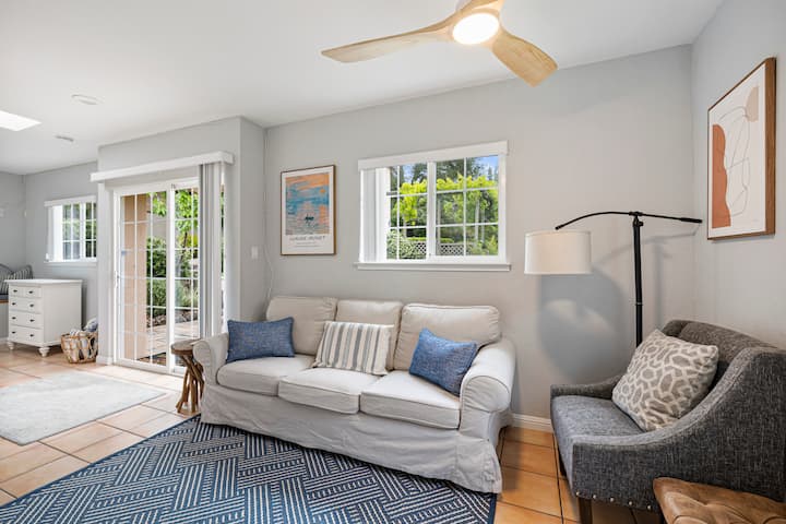 Private Garden Cottage Belmont Hills*pool*hottub* - San Mateo, CA