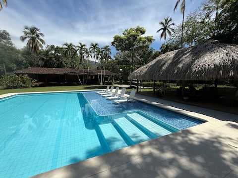 La Dicha House