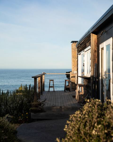 Whale Song  ~ Oceanfront Escape