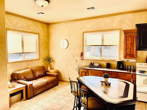 Top Airbnb: Country Cozy Apartment in Fruita