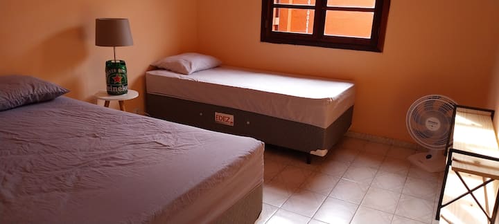 غرفة النوم 2