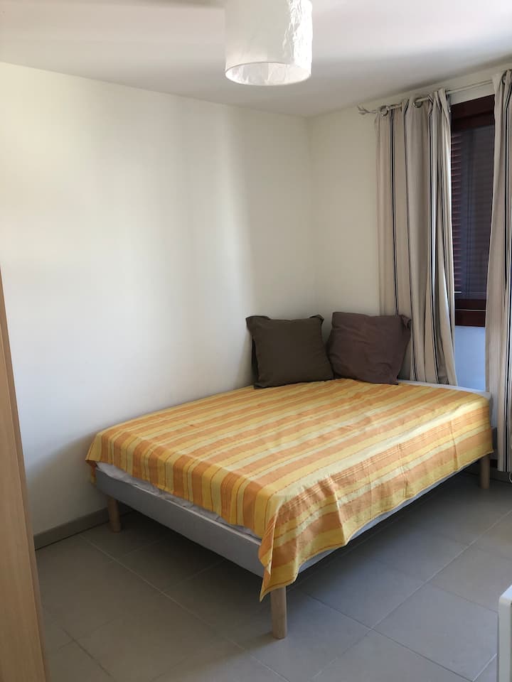 غرفة النوم 1