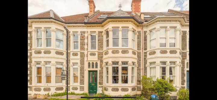 Central, Beautiful Spacious Home, Kid-friendly - 布里斯托爾