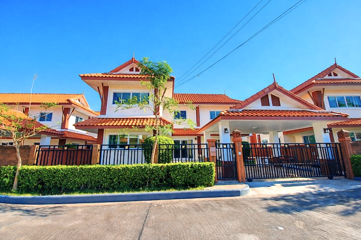 Baan Thai Lanna Pattaya - Rayong