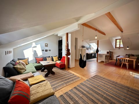 Popular Airbnb listing: Tauernstöckl - Apartment 3 in Bad Gastein