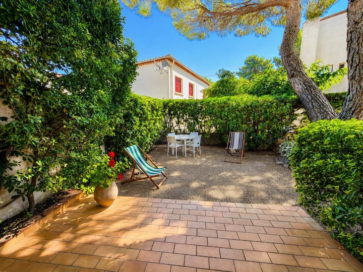 T2 Rdc, à 100m Plage, Terrasse Et Jardinet - Collioure