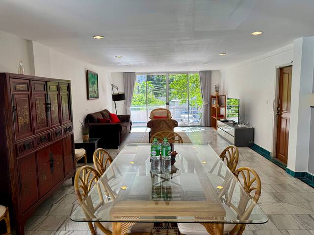 A Secluded & Luxurious stay in Bangkok city center gallery image 4