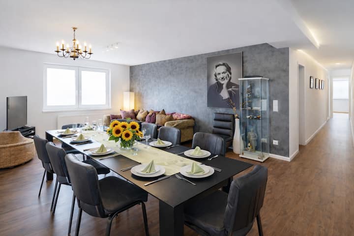 XXL Apt Belle Etage – up to 14 Guests, Waldshut