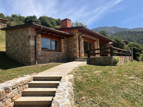 Casa Rural (2) La Huerta (Potes, Cantabria)