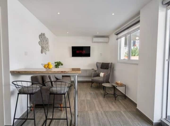 Freminore, Perfectly Located Central Apartment. - Ayia Napa