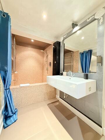 Piazza di Spagna Luxury and Spa gallery image 4